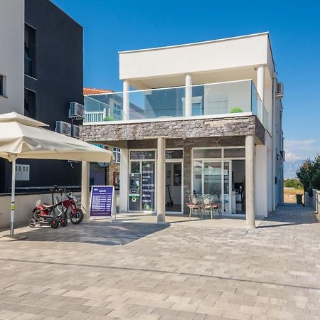 Apartments Krpan Vir Exterior foto