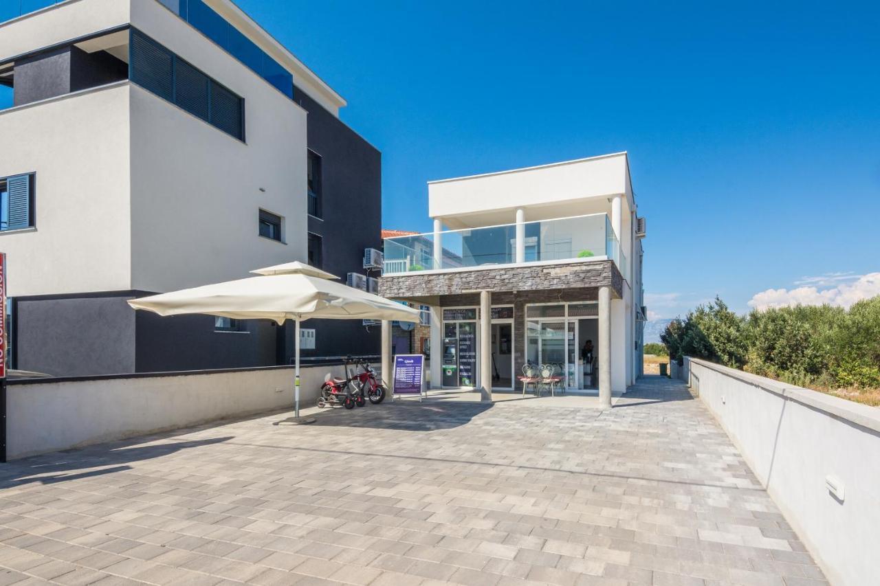 Apartments Krpan Vir Exterior foto